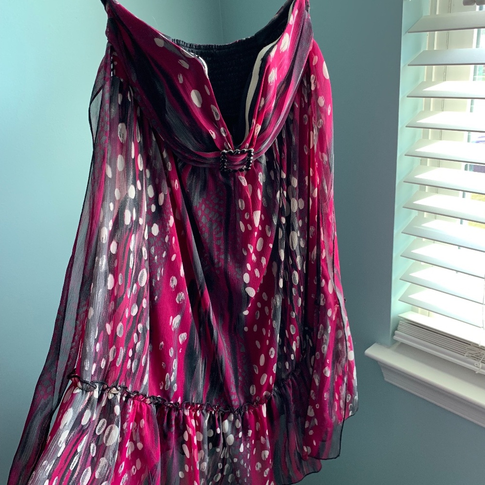 Guess strapless flowy dress